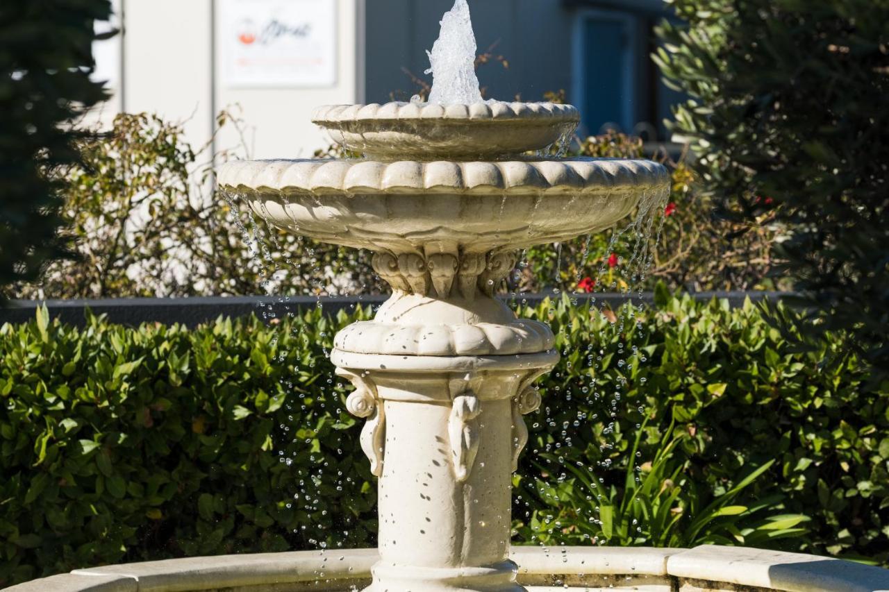 אקורואה Tresori Motor Lodge מראה חיצוני תמונה